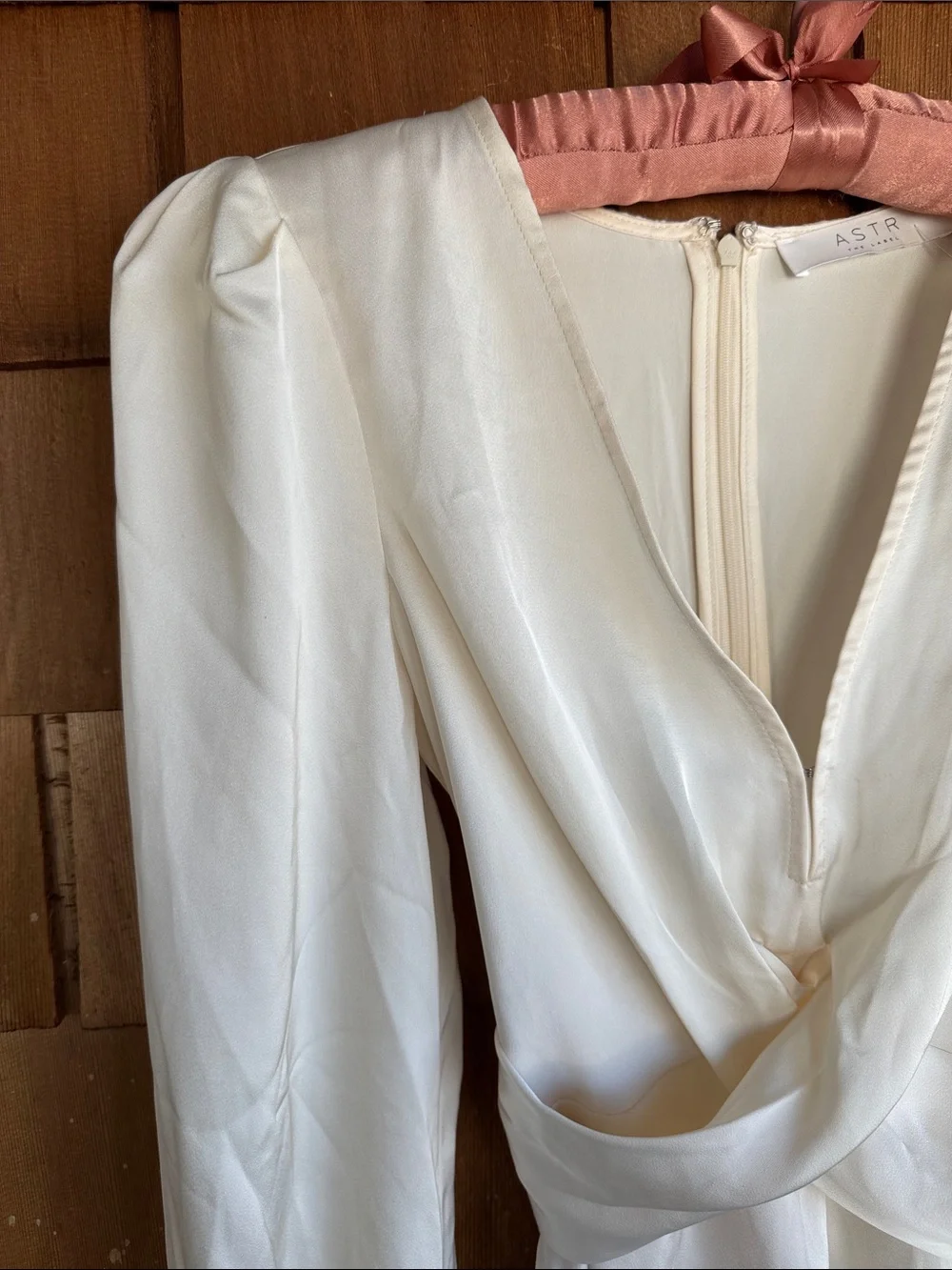 Astr elegant cream